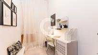 Bedroom of Planta baja for sale in  Barcelona Capital  with Air Conditioner, Heating and Terrace