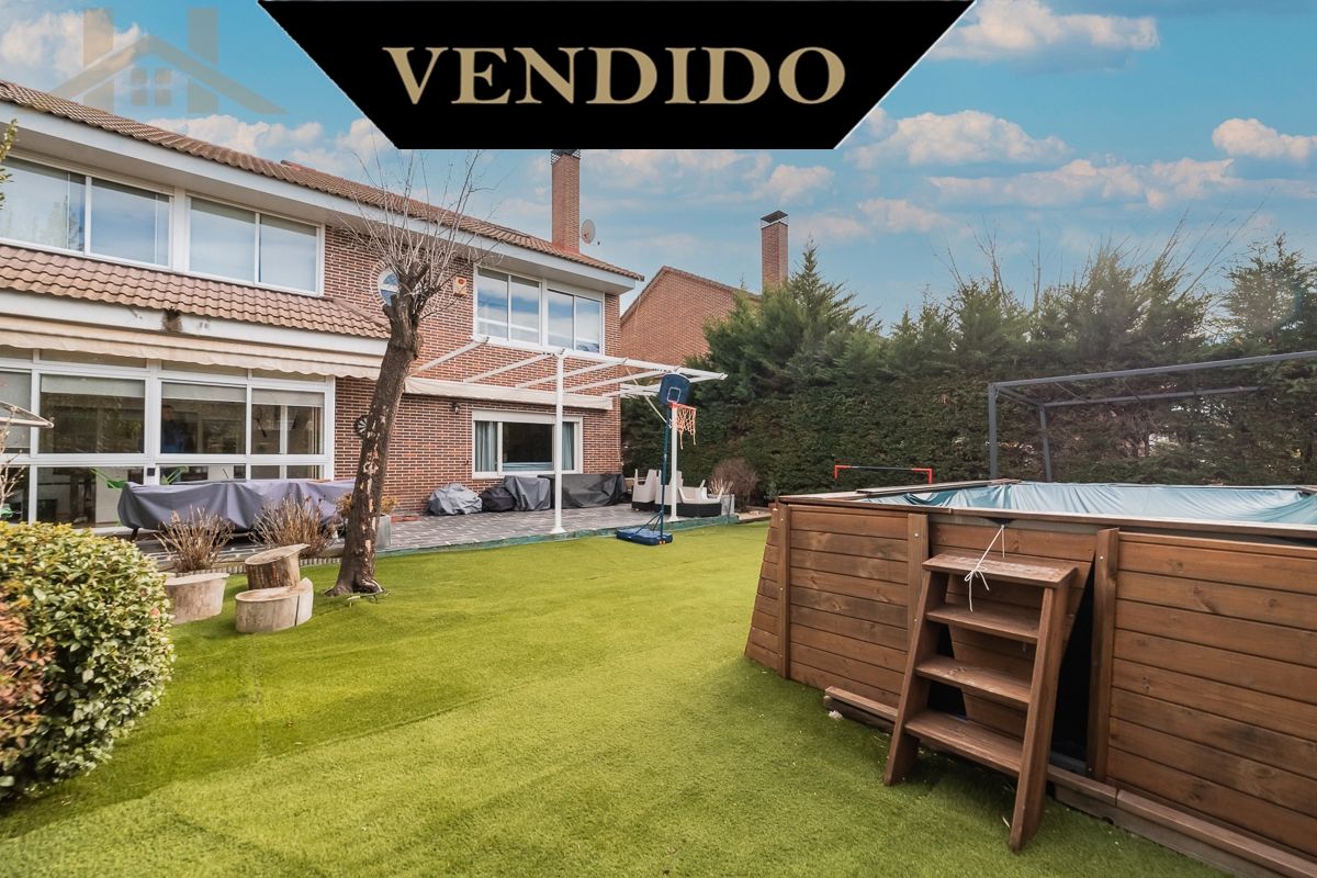 Garden of Single-family semi-detached for sale in Galapagar  with Heating, Private garden and Parquet flooring