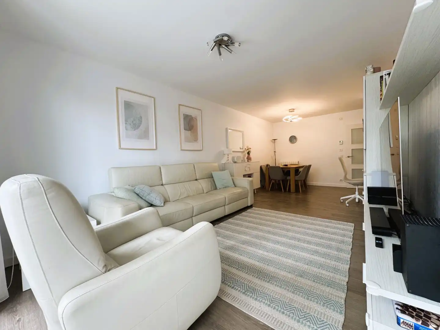 Sala de estar de Piso en venta en Urduliz con Calefacción, Parquet y Terraza