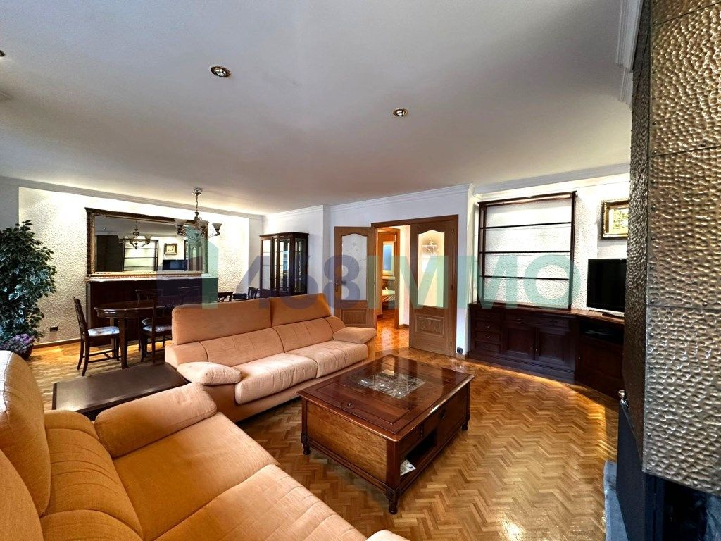 Flat to rent in Carrer de na Maria Pla, 22-26, Centro