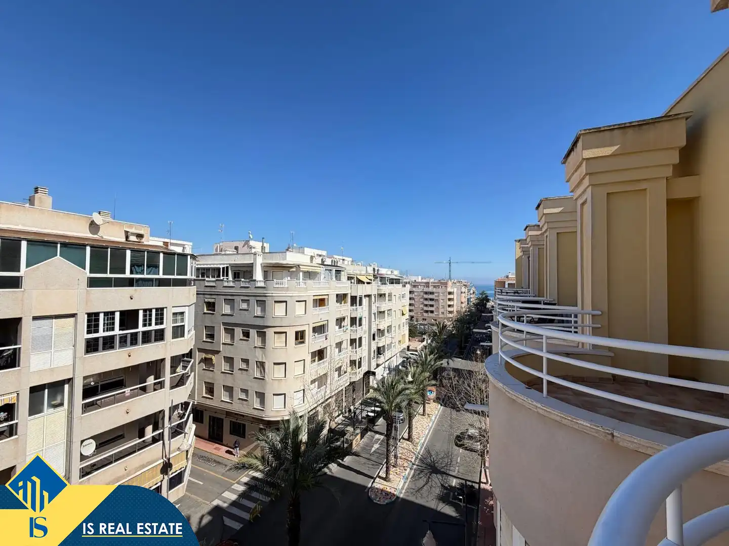Penthouse with lift for sale in Playa del Cura