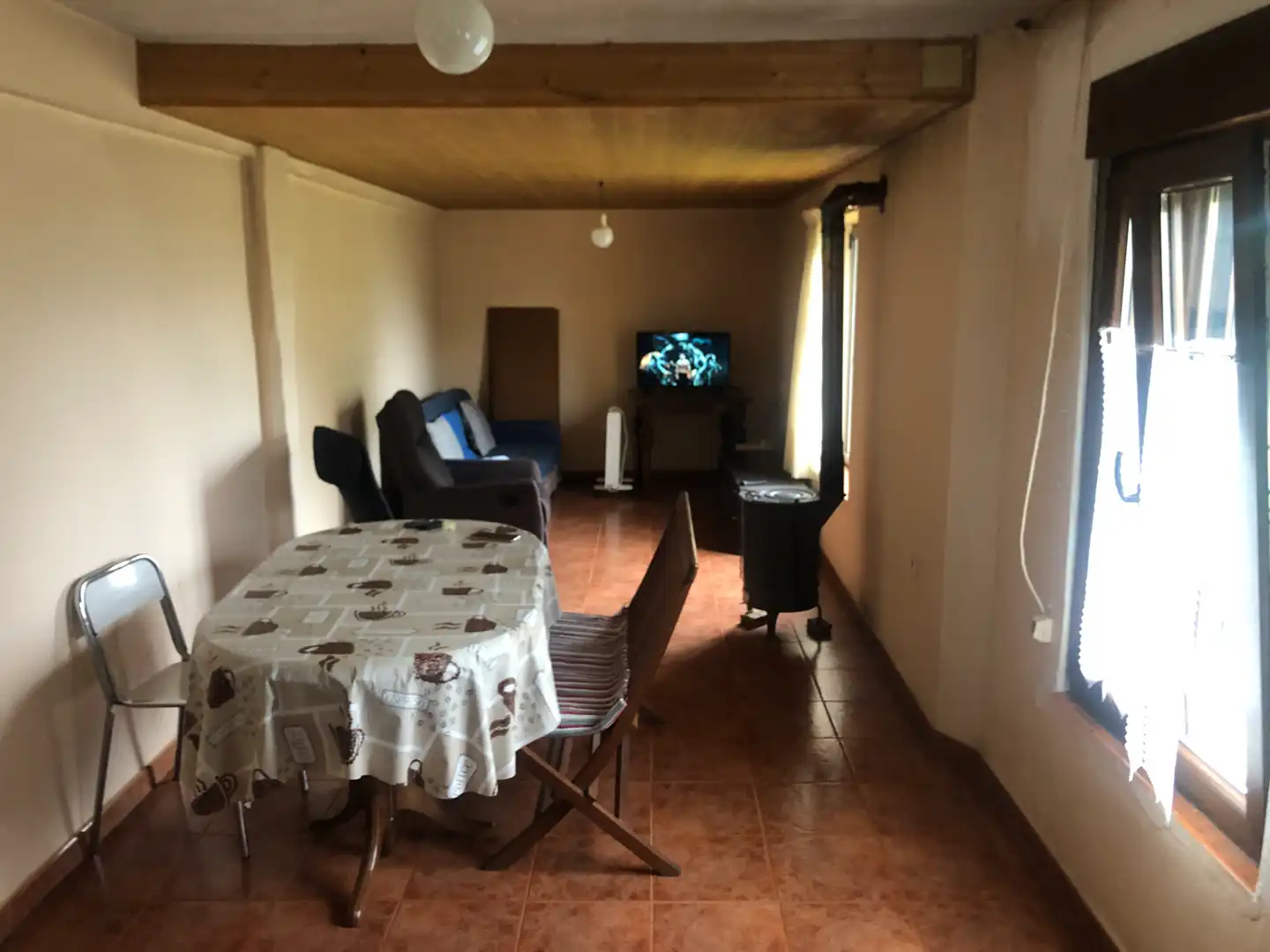Sala d'estar de Casa o xalet en venda en Corvera de Toranzo amb Calefacció, Jardí privat i Terrassa