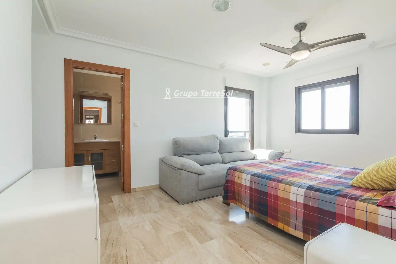 Sala de estar de Ático en venta en Elche / Elx con Aire acondicionado, Calefacción y Terraza