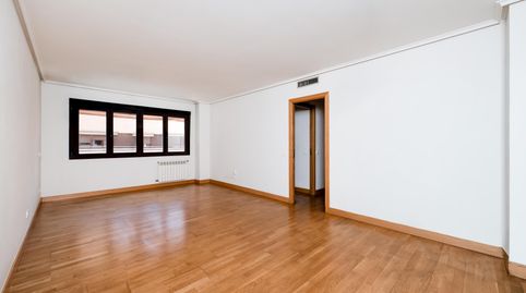 Foto 4 de Piso en venta en Andrés de Urdaneta, 10, Legazpi, Madrid Capital