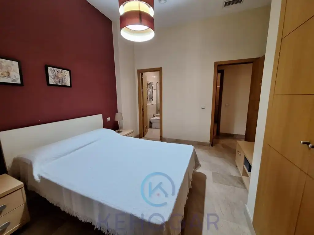 Bedroom of Flat for sale in Dos Hermanas