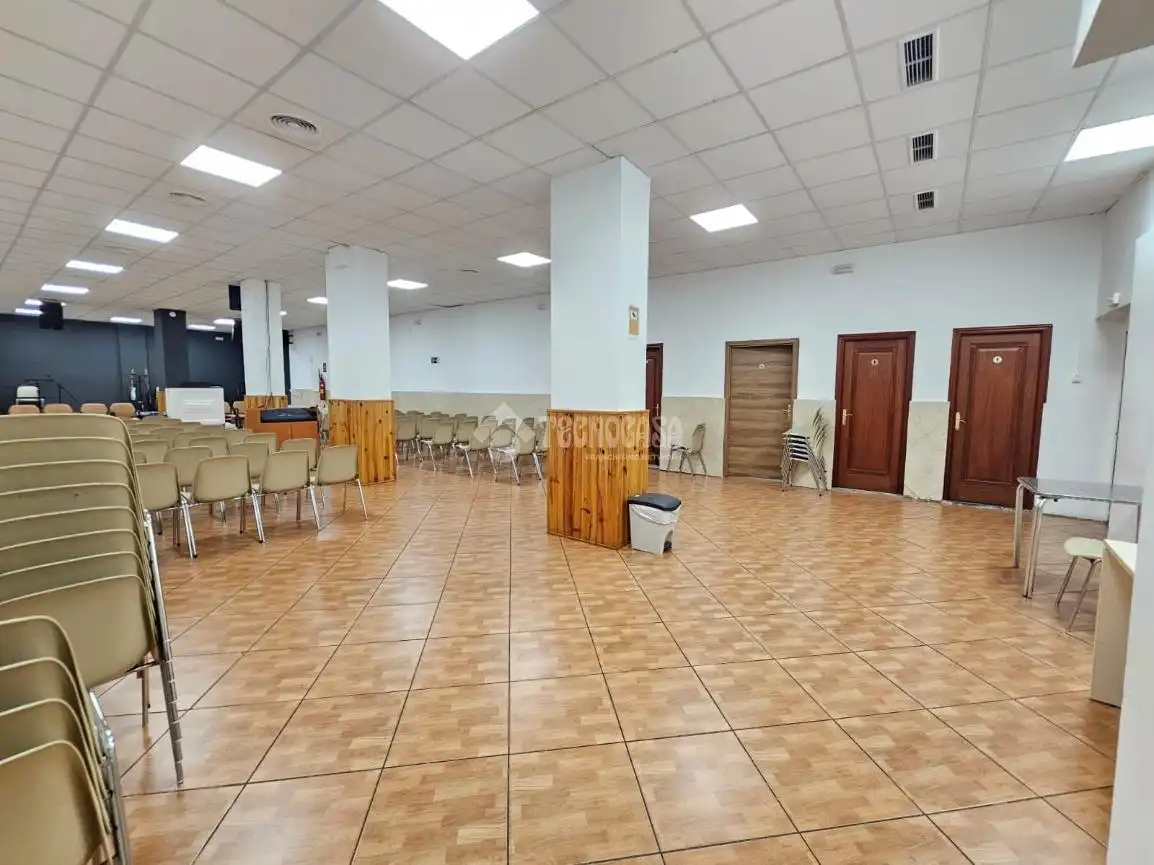 Local en venta en Carabanchel