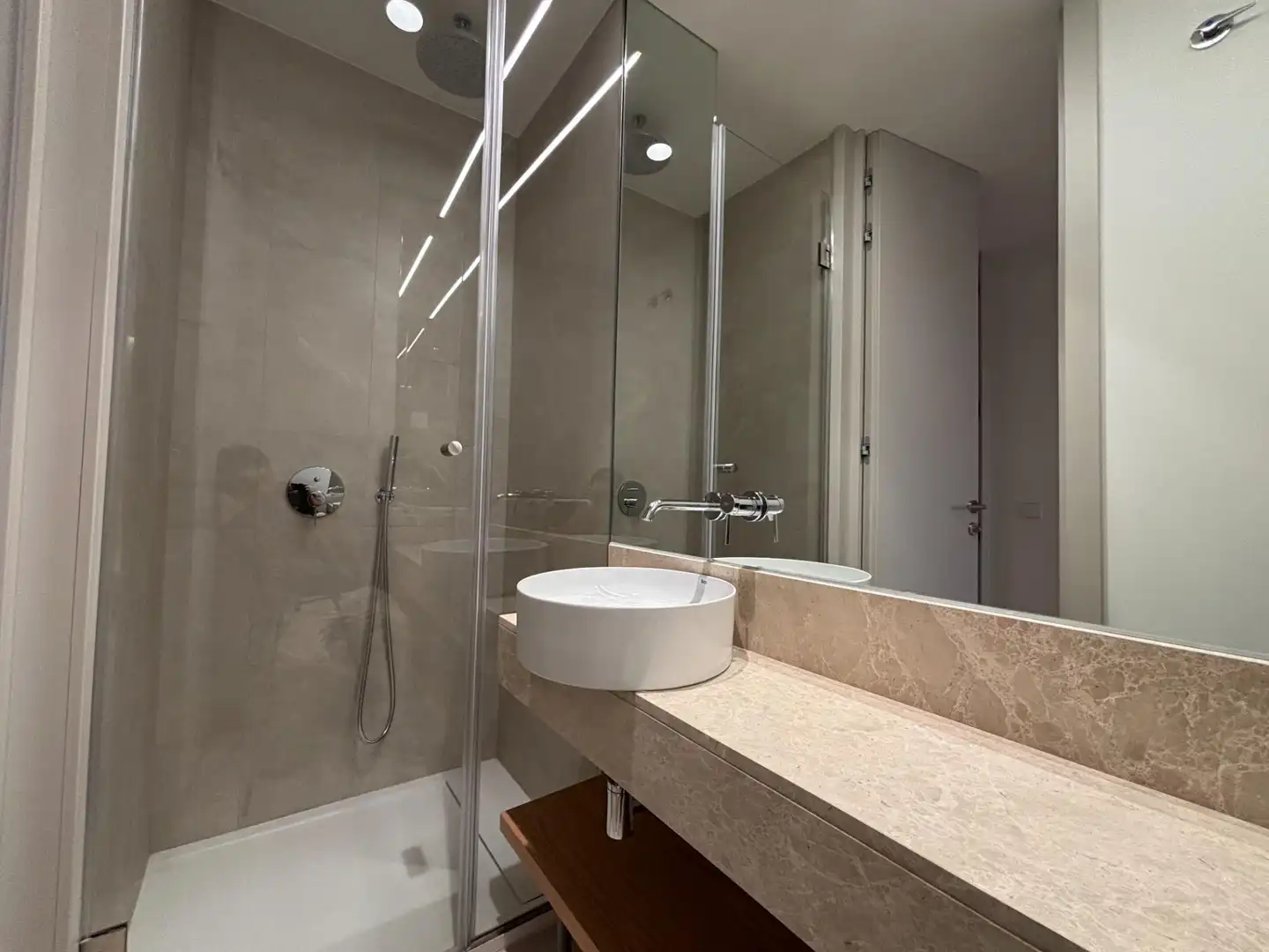 Baño de Piso de alquiler en Madrid con Aire acondicionado, Calefacción y Terraza