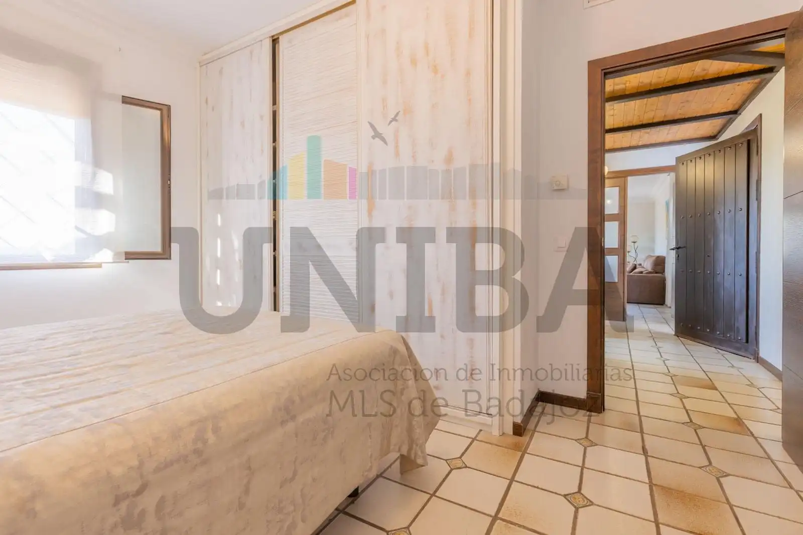 Dormitori de Casa o xalet en venda en Badajoz amb Aire condicionat, Jardí privat i Piscina