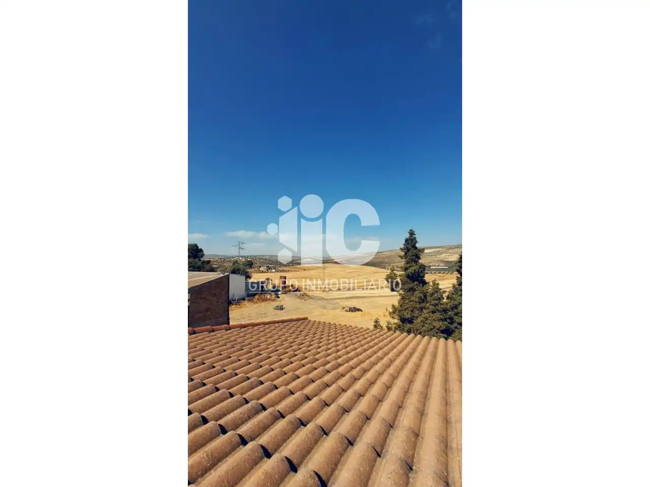 Vista exterior de Casa o xalet en venda en Valenzuela amb Aire condicionat, Jardí privat i Terrassa
