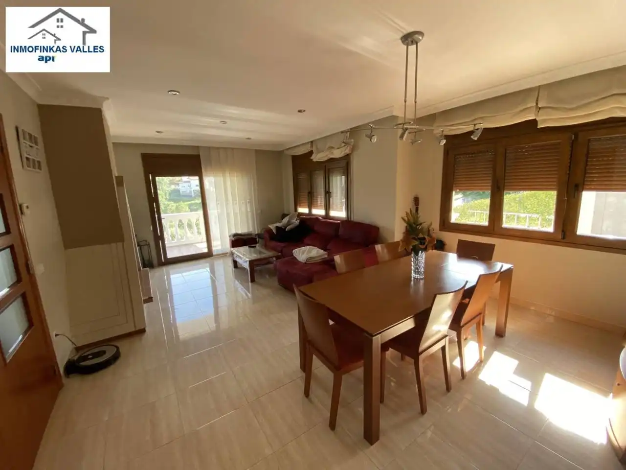 Comedor de Casa o chalet en venta en Lliçà de Vall con Aire acondicionado, Calefacción y Jardín privado
