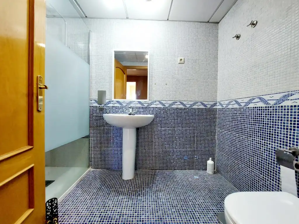 Wohnung mit Aufzug zum Verkauf in Maria Auxiliadora - Barriada de Llera, imagen 9