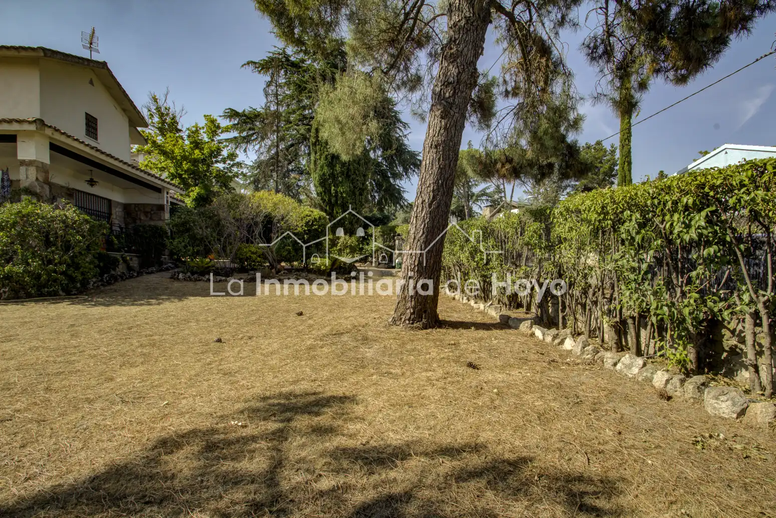 Jardí de Casa o xalet en venda en Hoyo de Manzanares amb Calefacció, Jardí privat i Terrassa