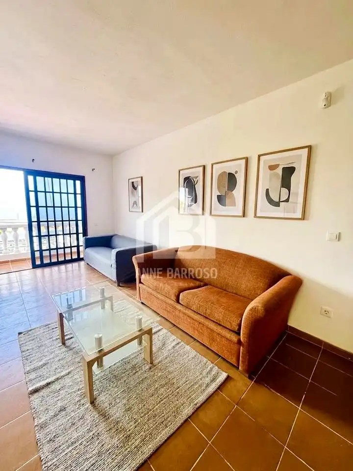 Sala de estar de Piso de alquiler en Santiago del Teide con Terraza y Amueblado