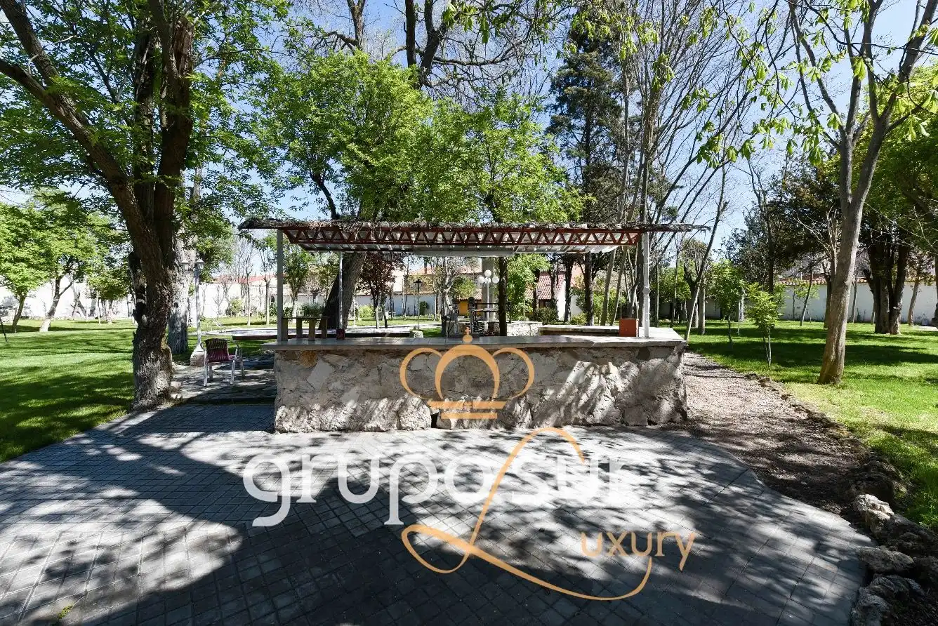Garden of Country homes for sale in Olmedo  with Heating, Private garden and Parquet flooring