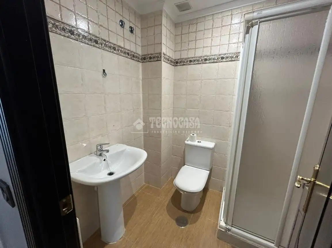 Baño de Casa o chalet en venta en Linares con Aire acondicionado