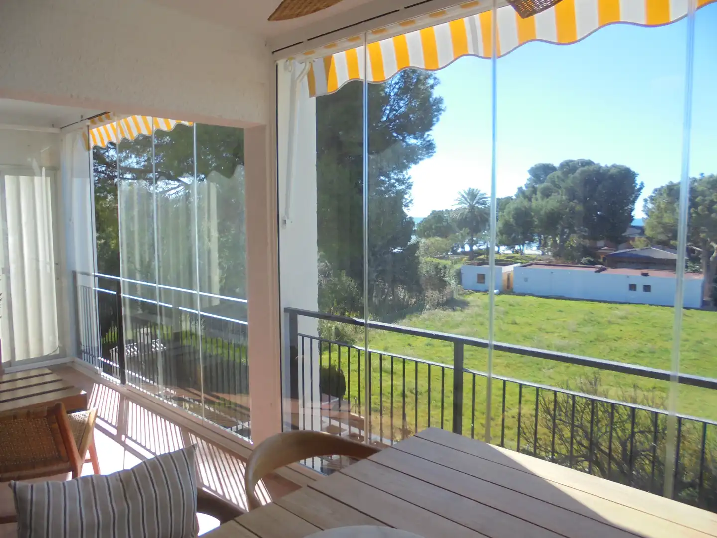 Terrasse von Wohnungen zur Miete in Oropesa del Mar / Orpesa mit Terrasse, Möbliert und Ofen