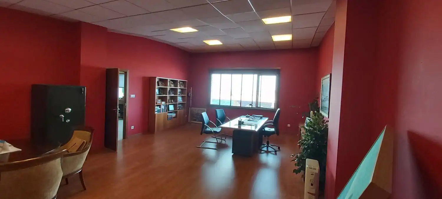 Gewerbefläche zum Verkauf in Gaiteiro Ricardo Portela, imagen 5