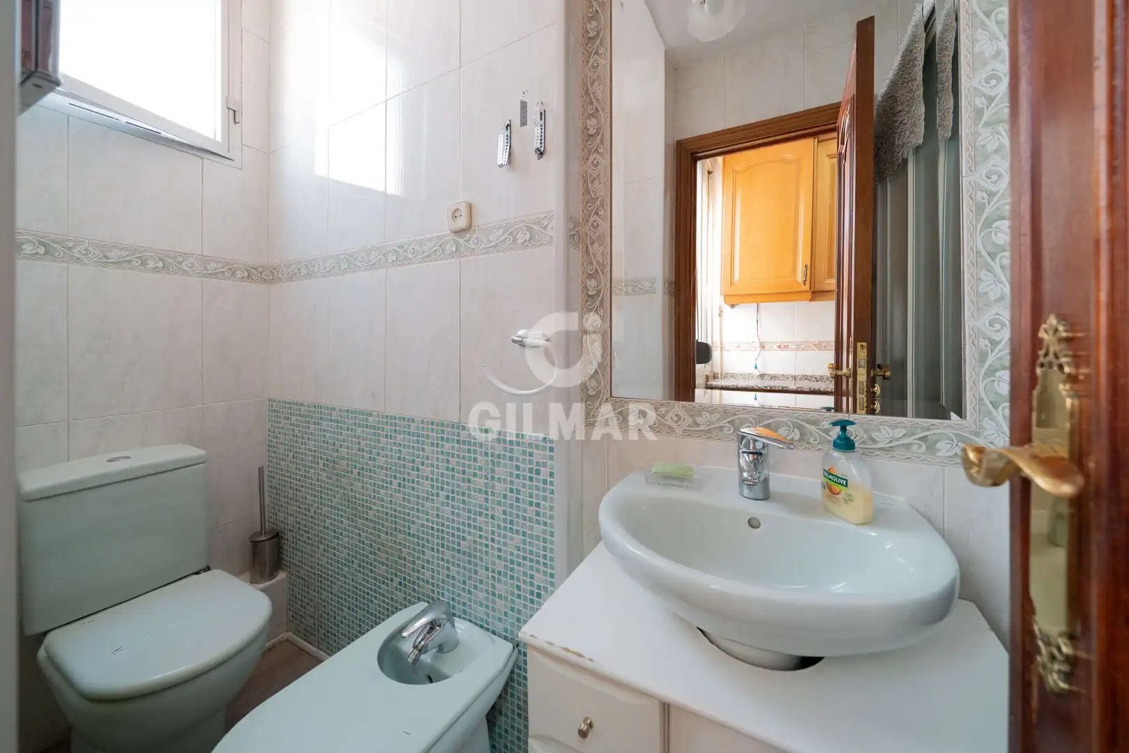 Baño de Piso en venta en Madrid con Calefacción y Trastero