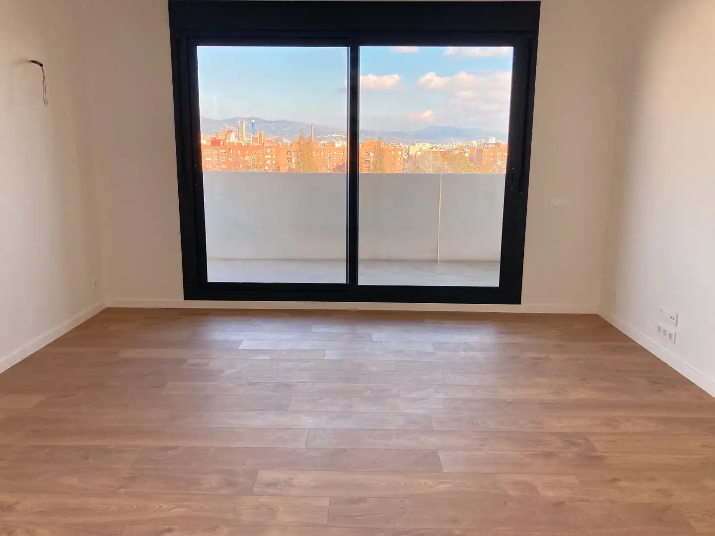 Sala de estar de Piso de alquiler en Sant Adrià de Besòs con Calefacción, Parquet y Terraza