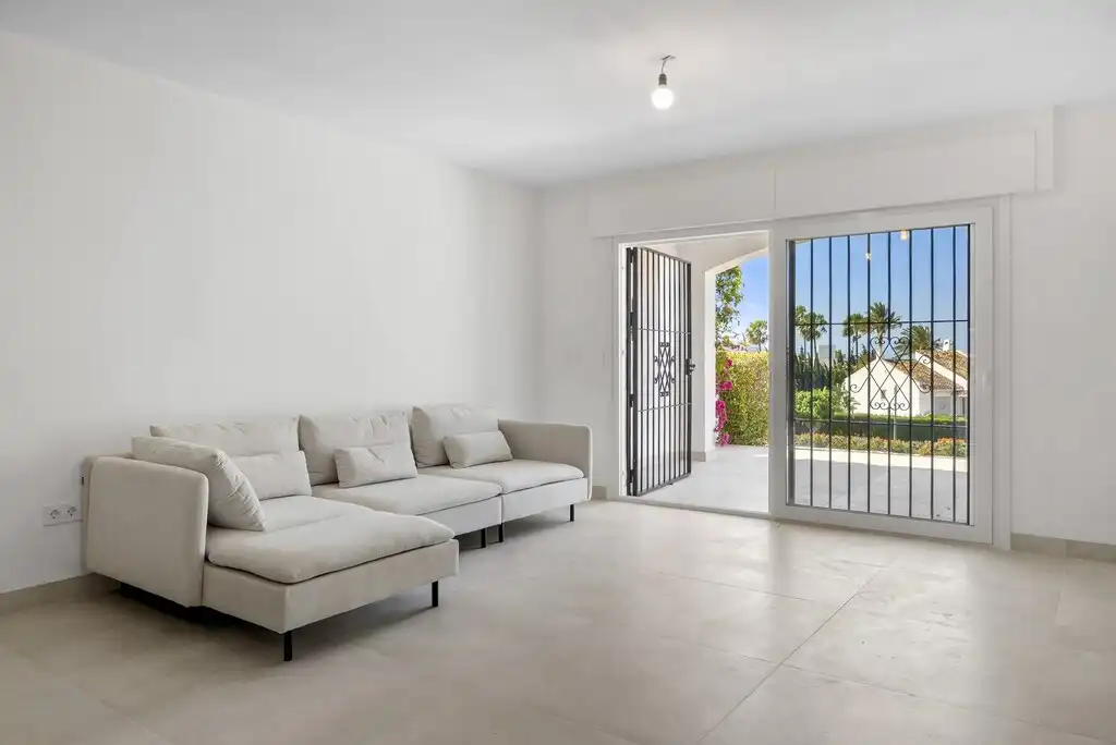 Appartement compact avec piscine à vendre à Nueva Andalucía, imagen 9