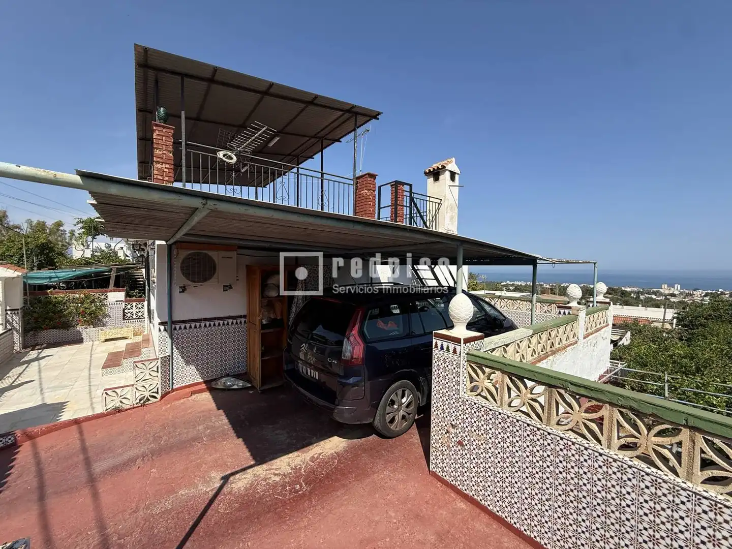 Vista exterior de Casa o xalet en venda en Málaga amb Terrassa