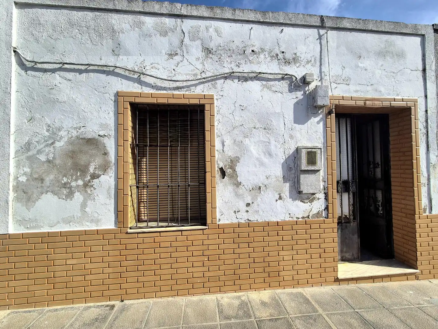 Vista exterior de Casa adosada en venta en Montijo