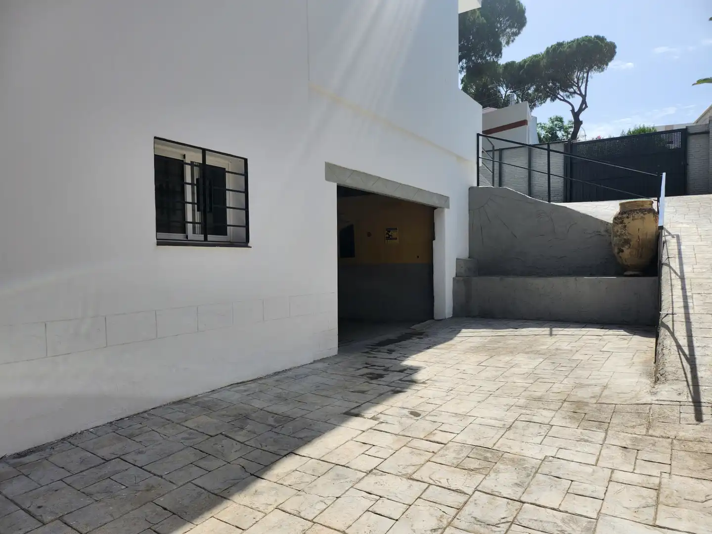 Parking de Casa o chalet en venta en Alcalá de Guadaira con Aire acondicionado, Calefacción y Jardín privado