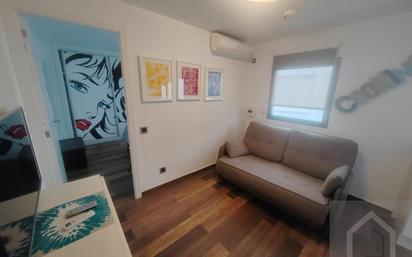 Living room of Flat for sale in  Madrid Capital  with Air Conditioner