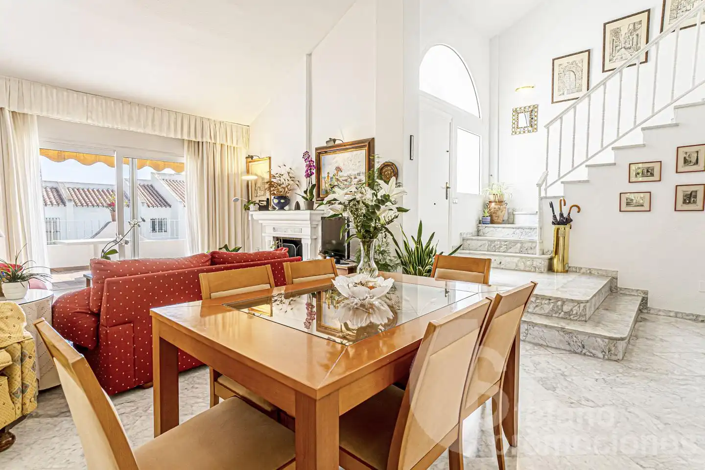 Dining room of Detached homes for sale in Málaga  with Air Conditioner, Private garden and Terrace