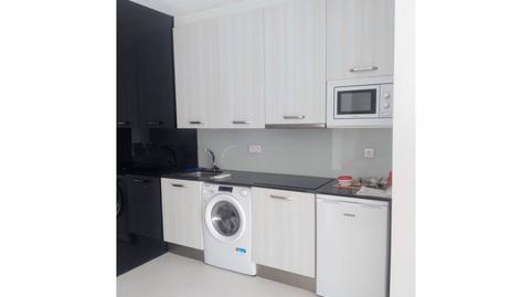 Foto 3 von Wohnungen zur Miete in Calle Venerables, Los Vadillos - R. Sanitaria - Pozanos, Burgos Capital