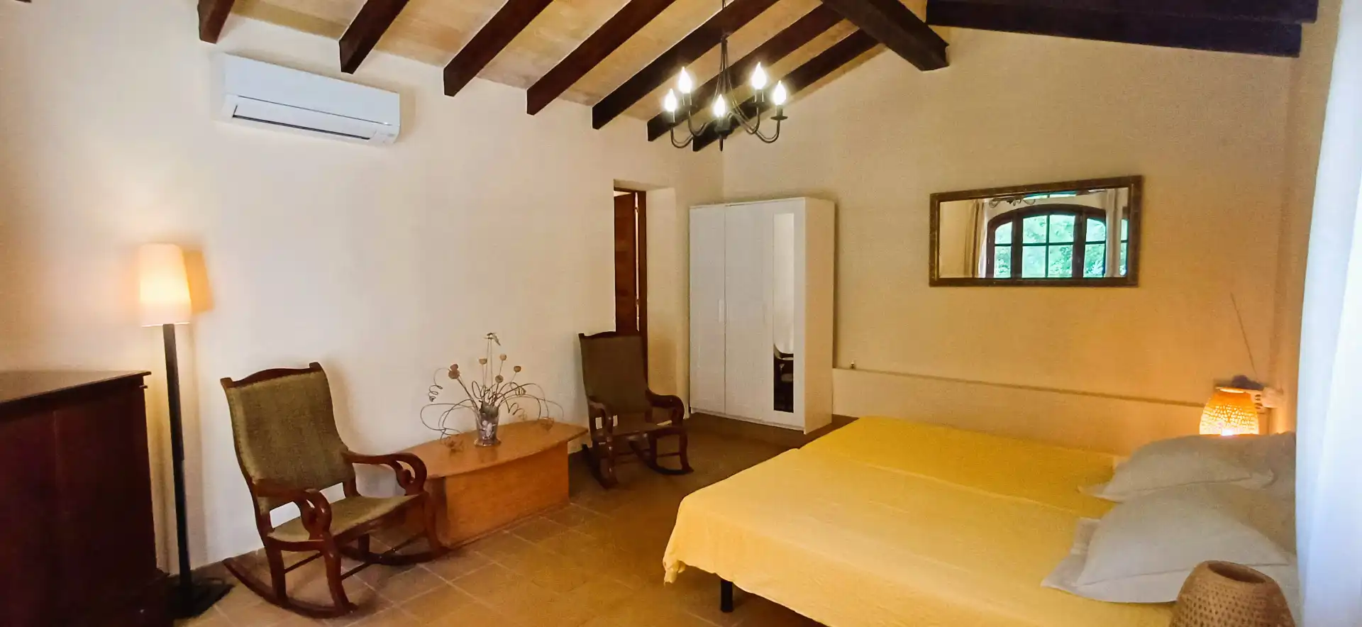 Habitación de Finca rústica de alquiler en Costitx con Aire acondicionado, Calefacción y Jardín privado