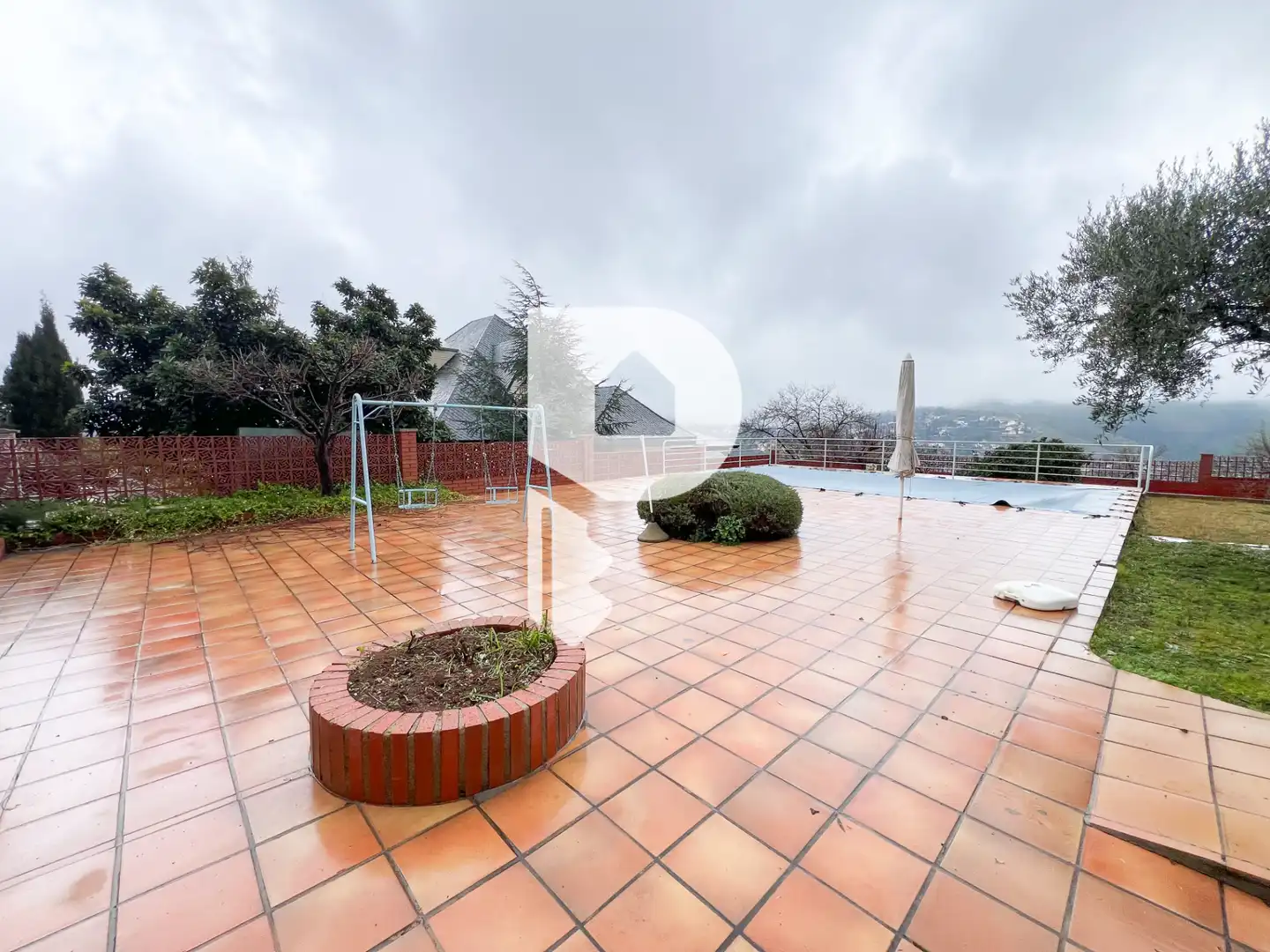 Terrassa de Casa o xalet en venda en Vallirana amb Aire condicionat, Calefacció i Jardí privat