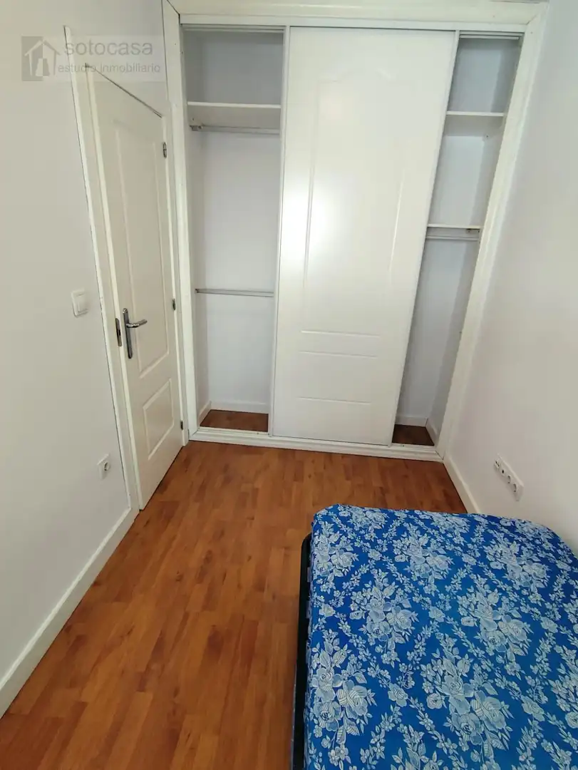 Habitación de Ático en venta en Valladolid con Calefacción, Trastero y Amueblado