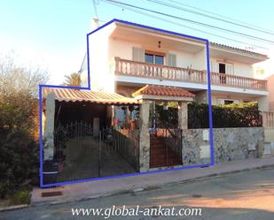 Exterior view of Single-family semi-detached for sale in Felanitx  with Air Conditioner, Terrace and Swimming Pool