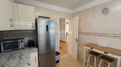 Foto 2 de Casa adosada en venta en San Eugenio, San Eugenio Bajo, Adeje