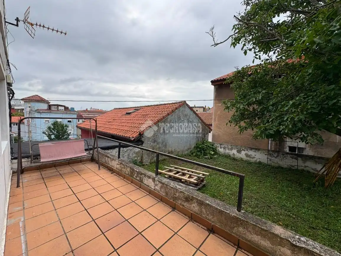 Casa con jardín en venta en C. León Felipe, imagen 13