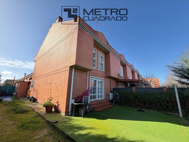 Casa-chalet en Venta en Loranca