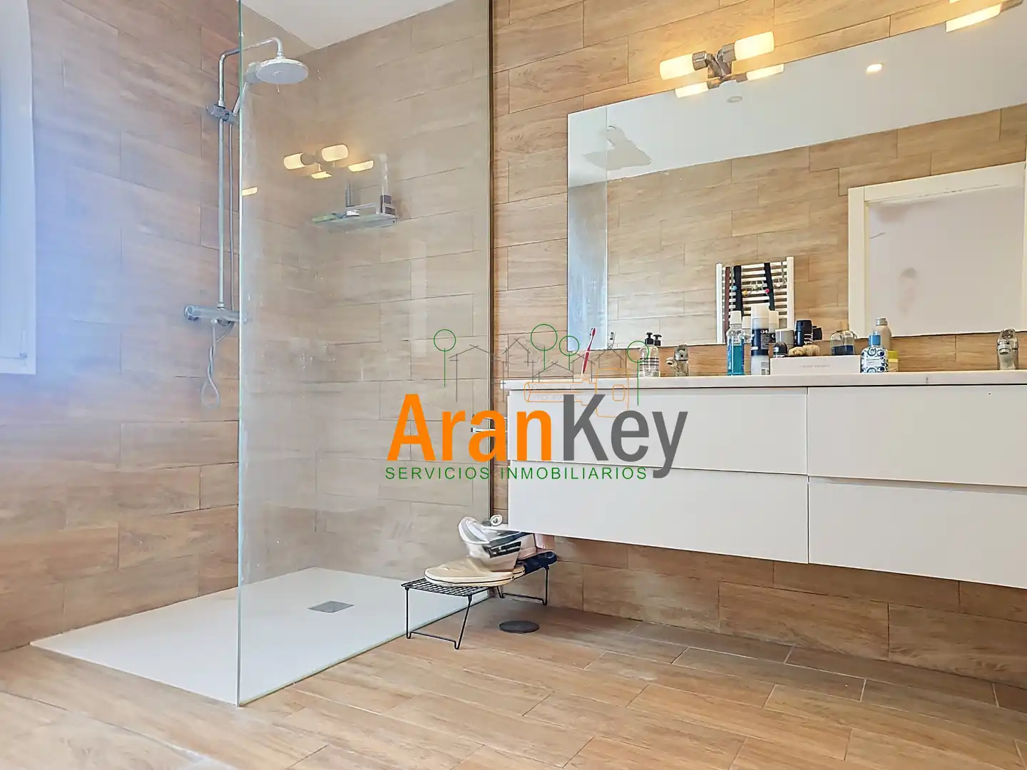 Bathroom of Houses for sale in Colmenar de Oreja  with Air Conditioner, Heating and Private garden