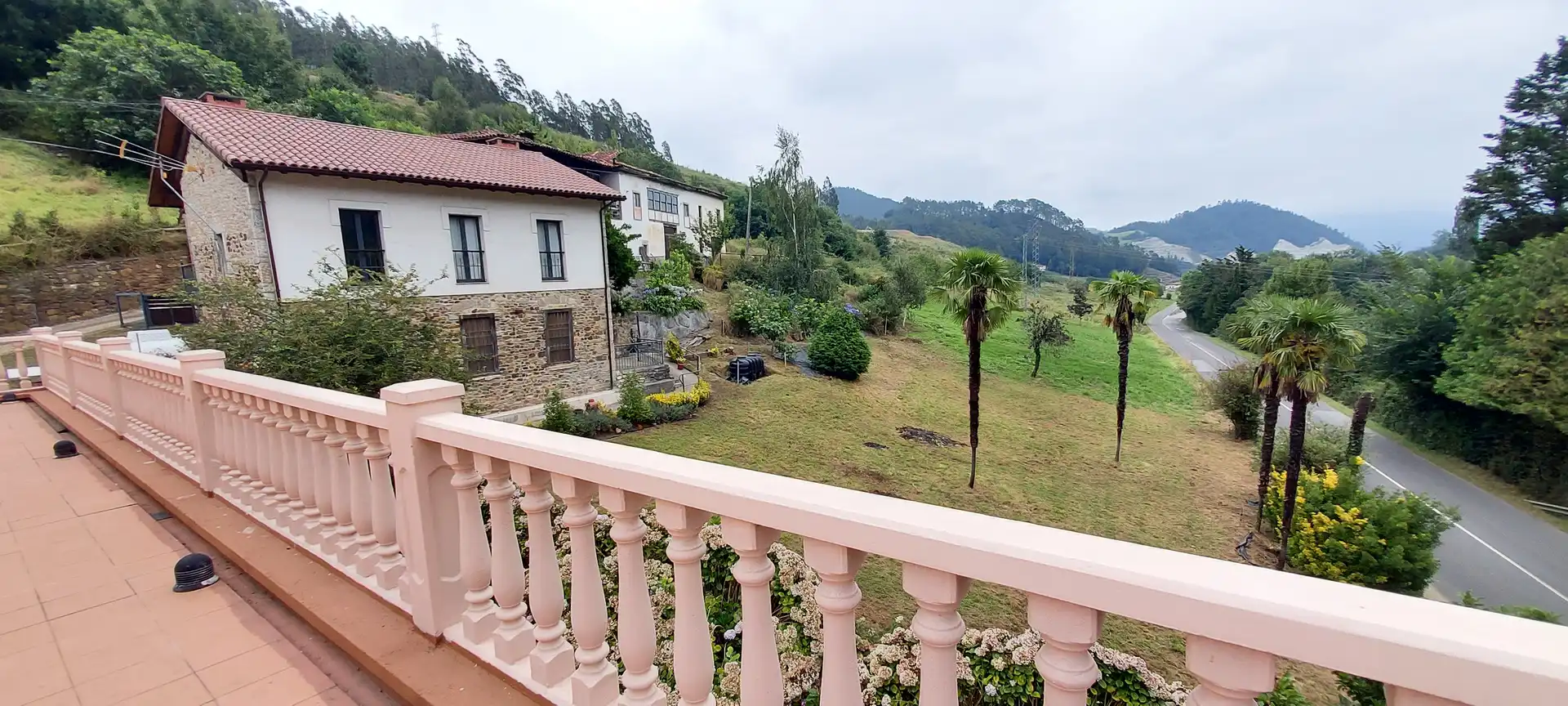 Terrassa de Finca rústica en venda en Salas amb Calefacció, Jardí privat i Parquet