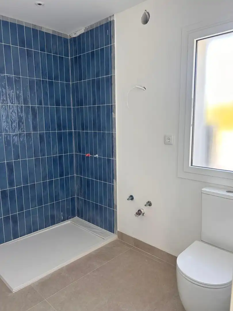 Baño de Casa adosada en venta en Sant Pere de Ribes con Aire acondicionado, Calefacción y Jardín privado