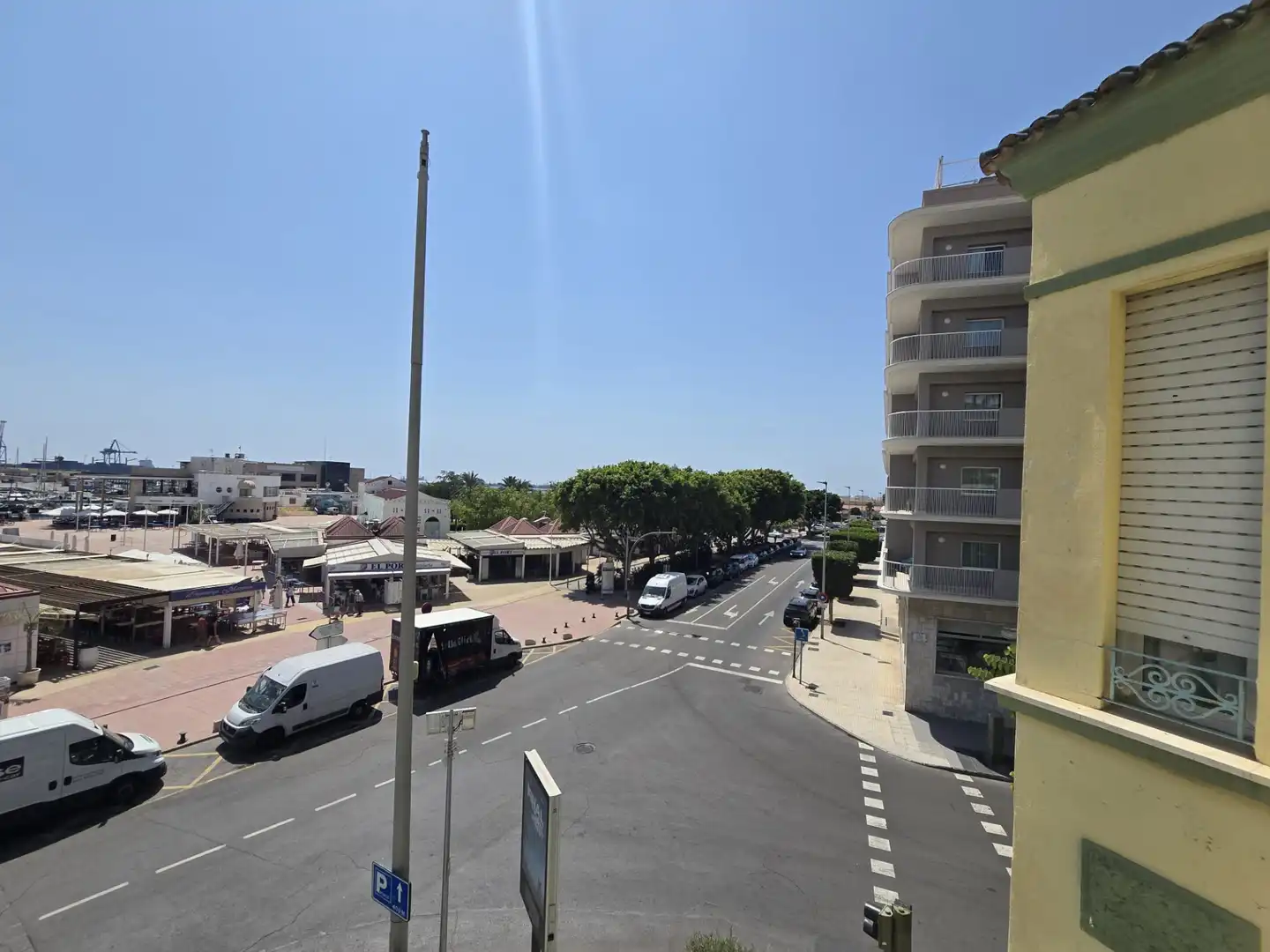 Außenansicht von Wohnung zum Verkauf in Castellón de la Plana / Castelló de la Plana mit Abstellraum und Balkon