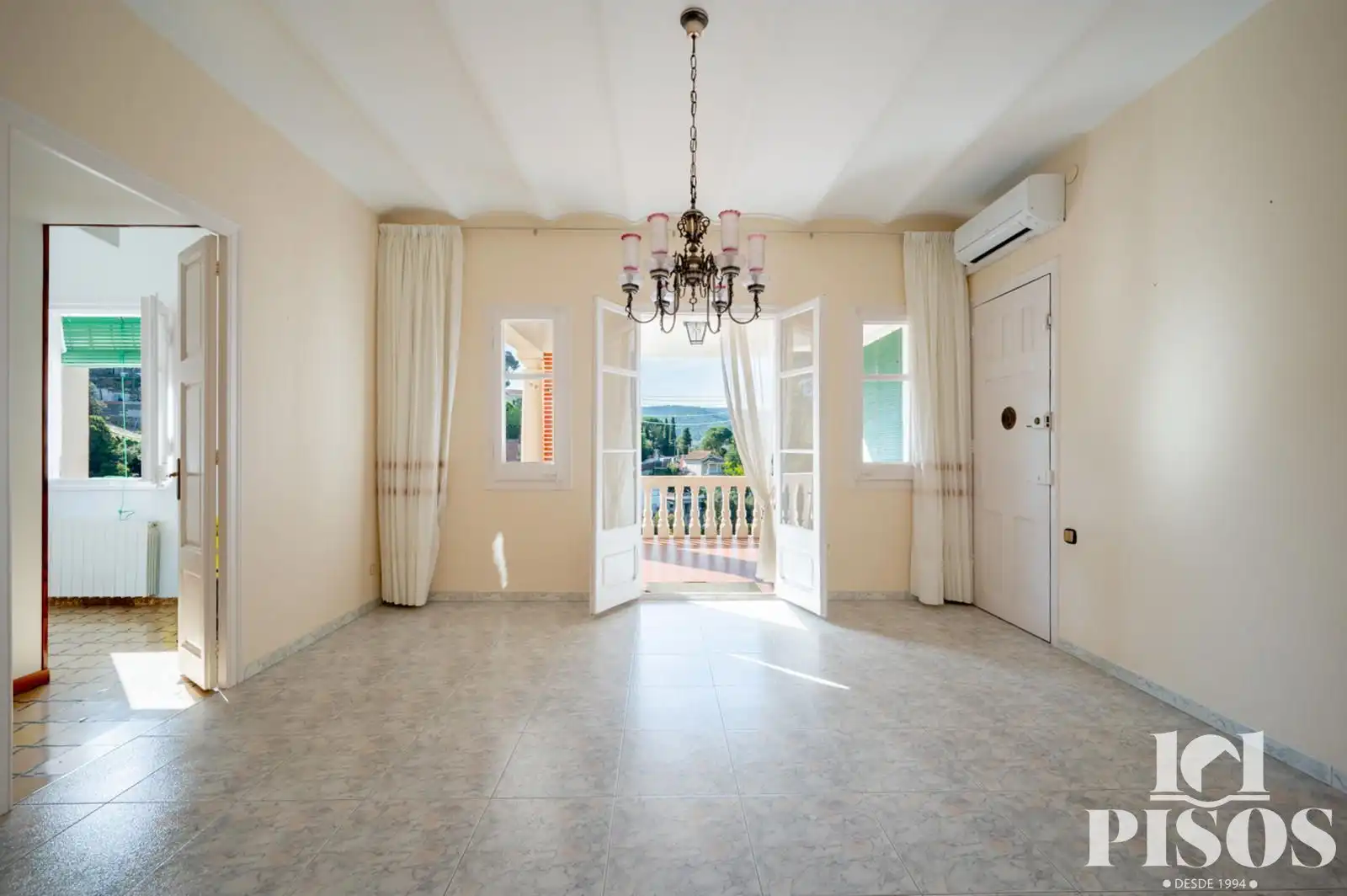 Piso en venta en Sant Cugat del Vallès con Aire acondicionado, Calefacción y Terraza