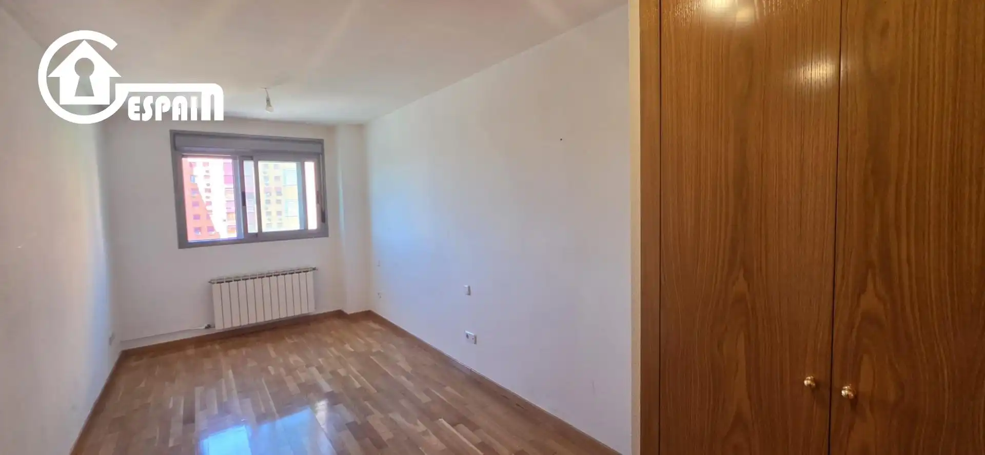 Schlafzimmer von Wohnung zum Verkauf in Madrid mit Klimaanlage, Heizung und Privatgarten