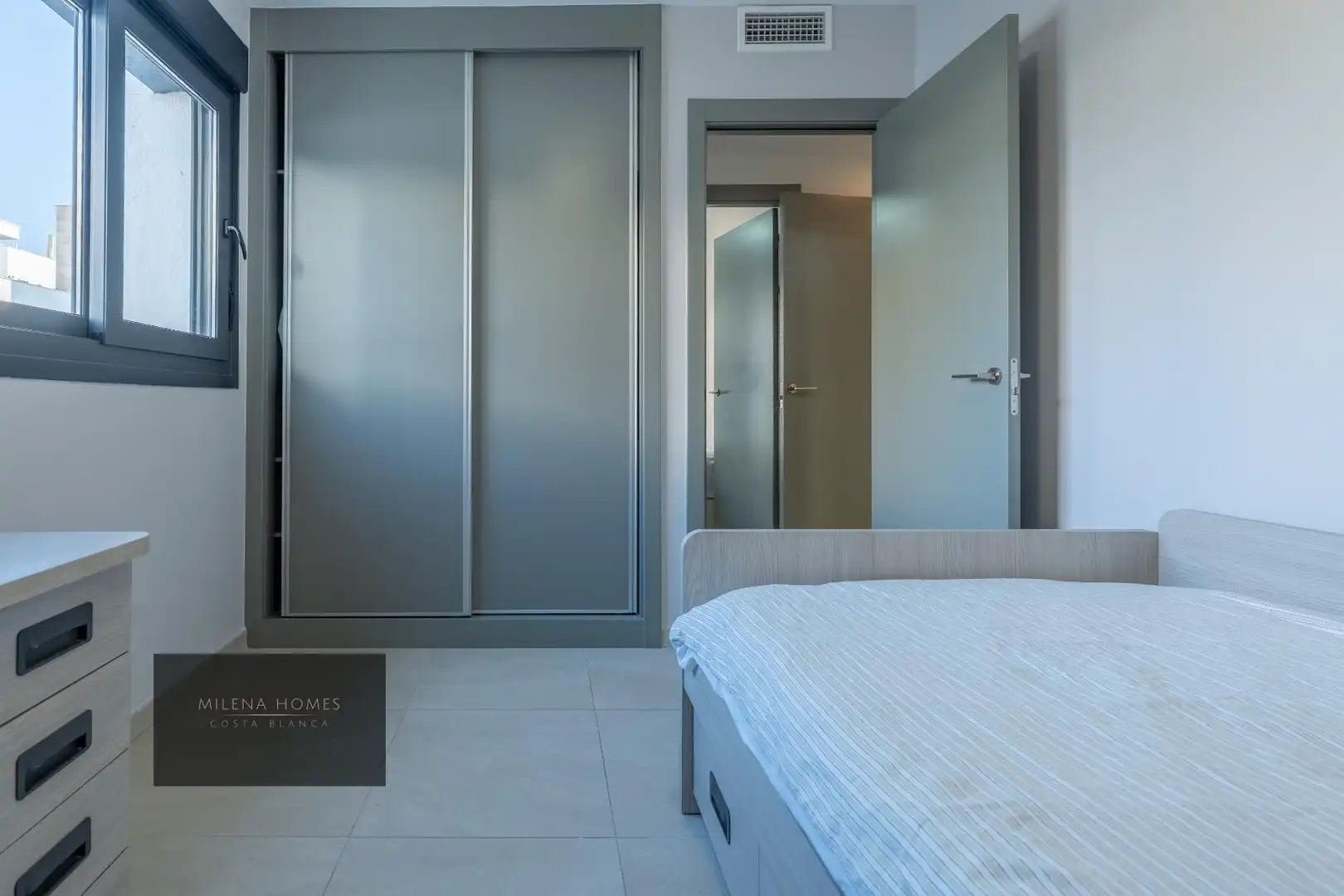 Apartamento con terraza en venta en Calle Calle Pablo Picasso, imagen 49