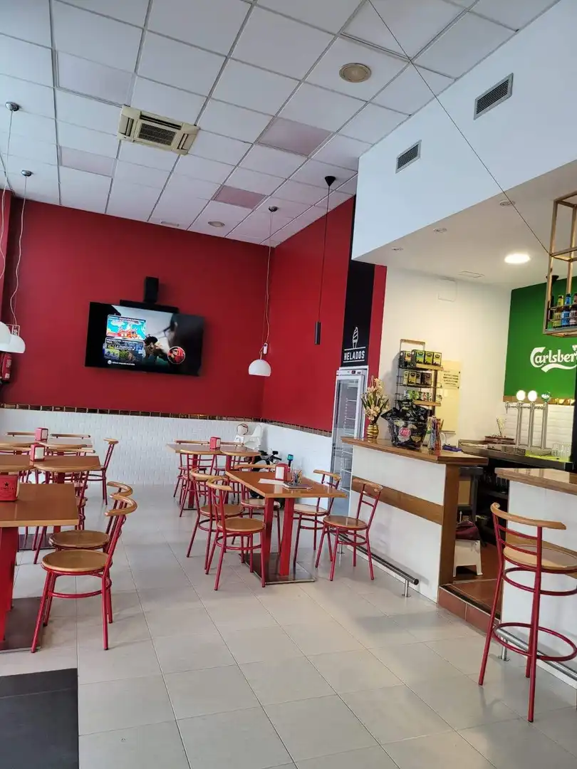 Commercial properties for transfer in Torredembarra  with Air Conditioner, Heating and Terrace