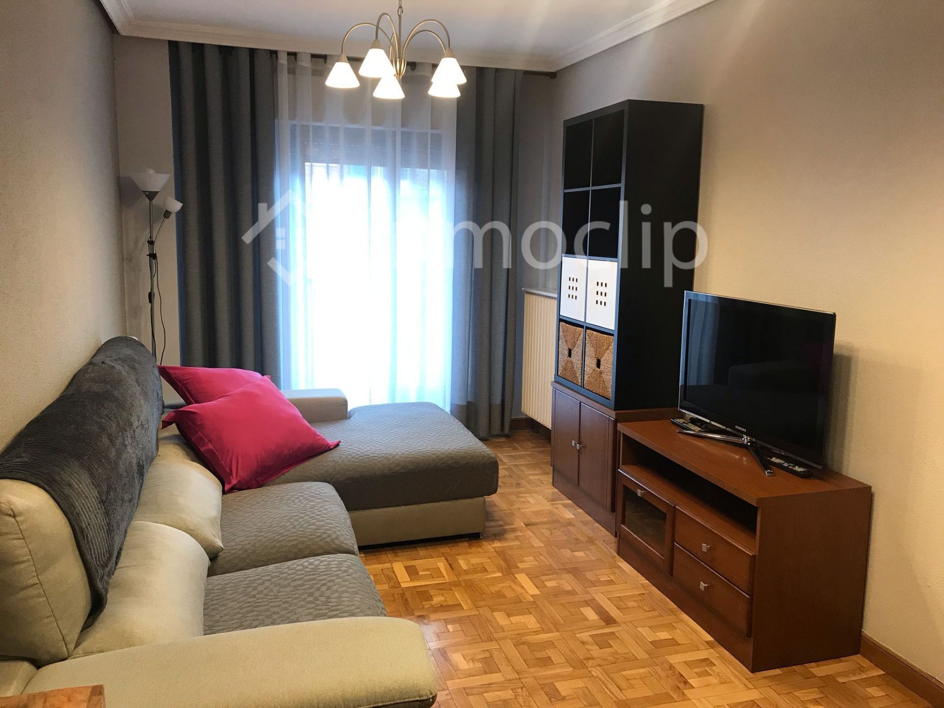 Sala d'estar de Pis de lloguer en Salamanca Capital amb Calefacció i Moblat