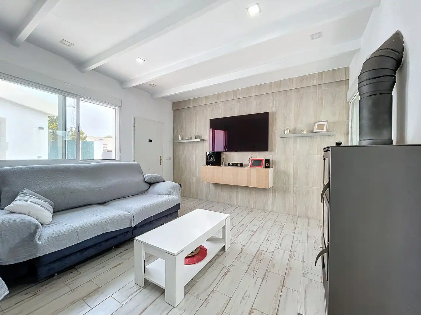 Chalet con piscina en venta en Montebello - Nou Espai, imagen 5