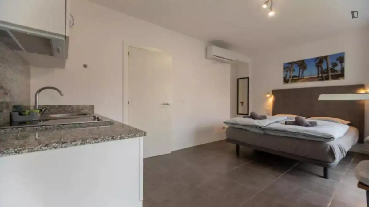 Study for rent in Barrio de Benicalap