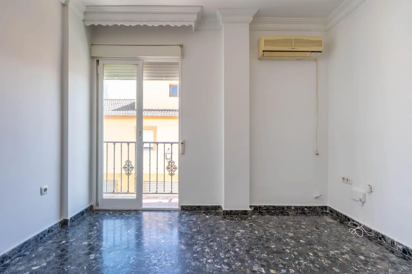 Piso con terraza en venta en Calle Calle San Juan de Dios, imagen 13