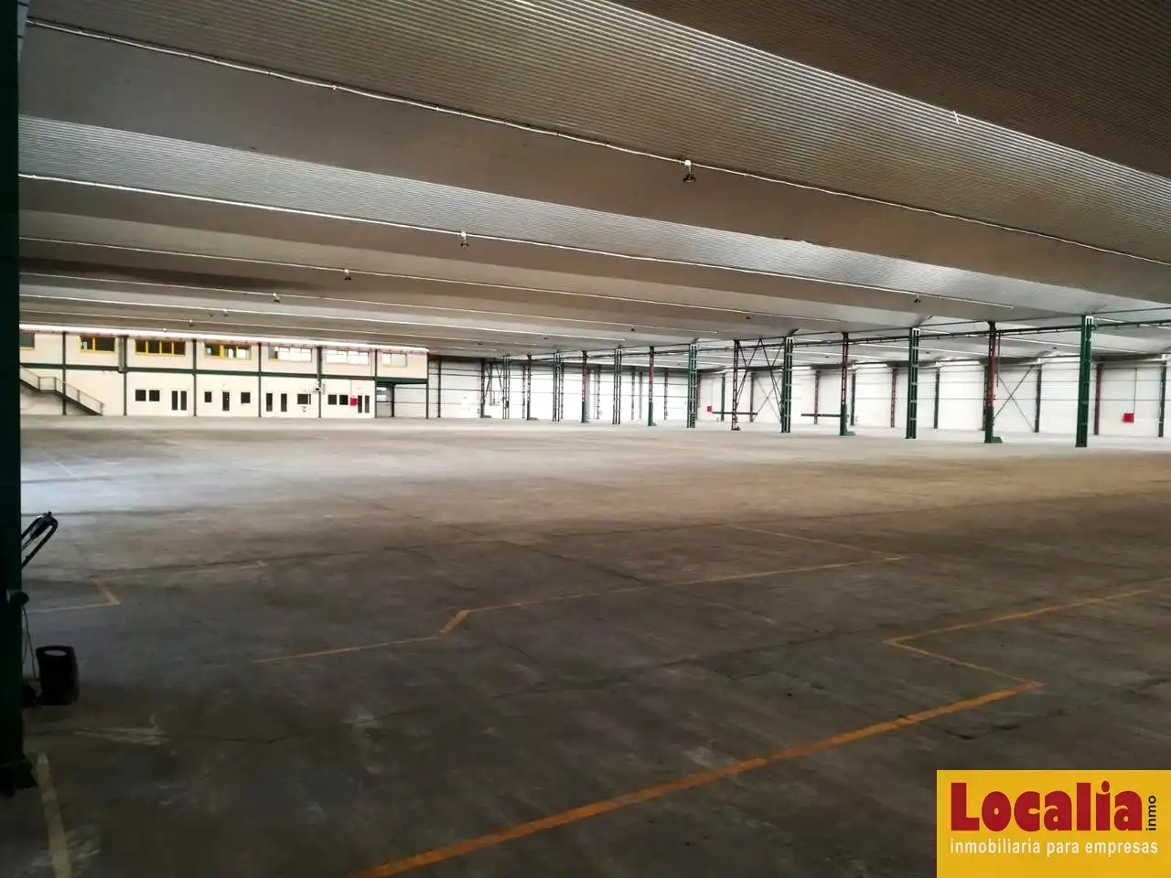 Industrial buildings for sale in Polanco